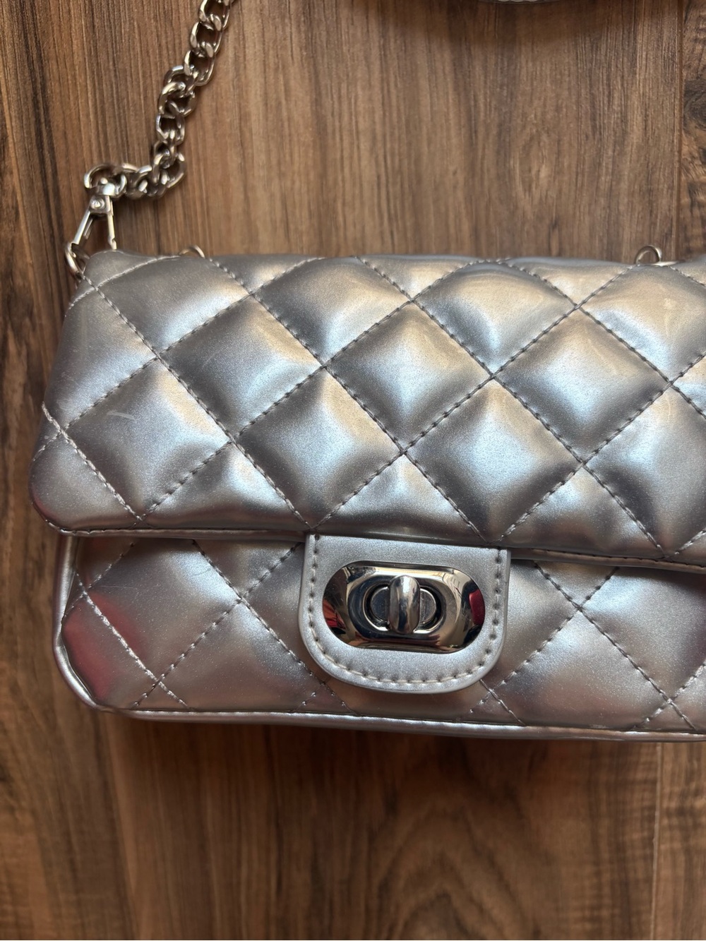 NWT Claire’s Kid’s silver quilted crossbody bag with chain strap